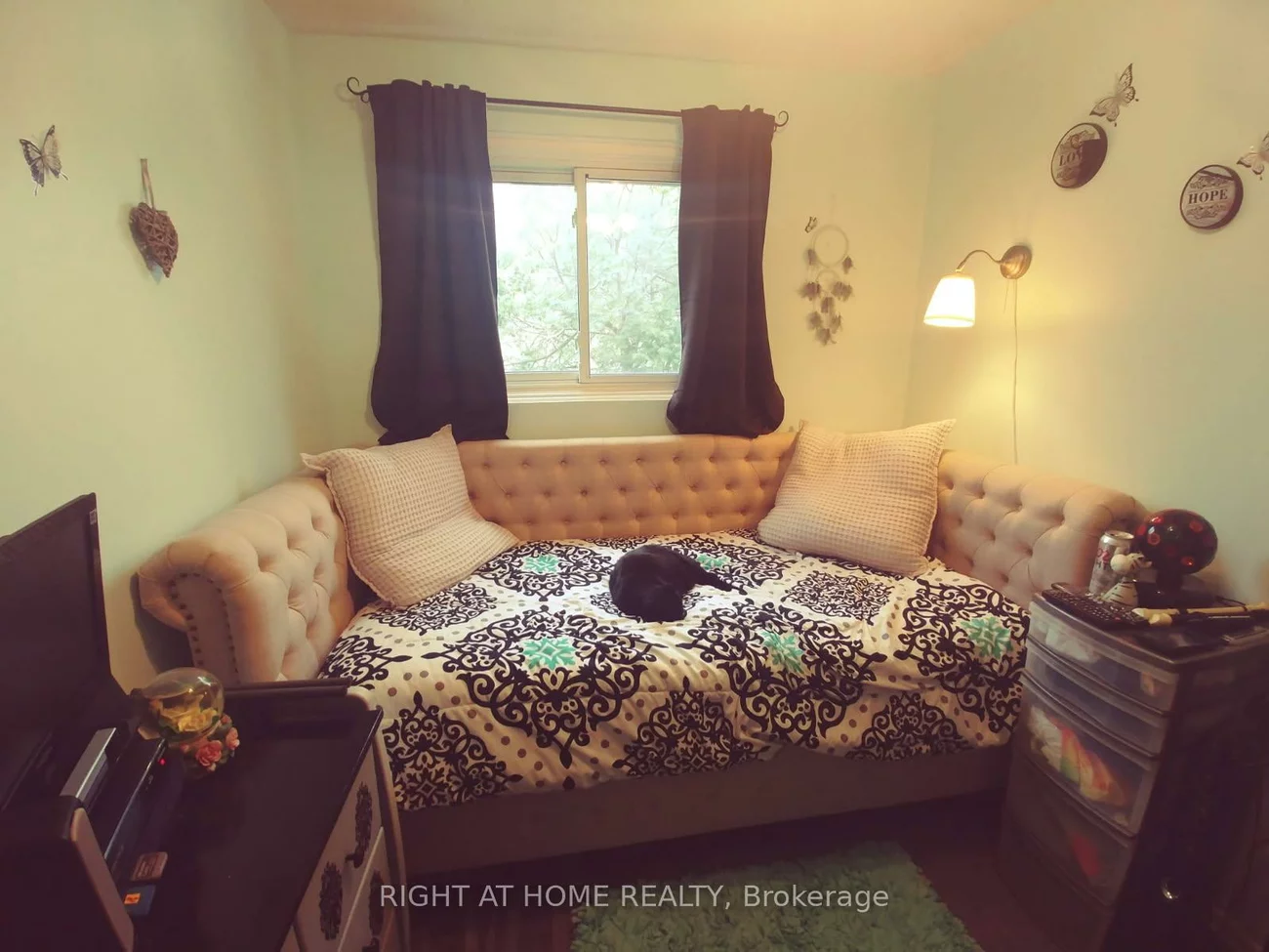 63, Ferris, Cundles East, Barrie