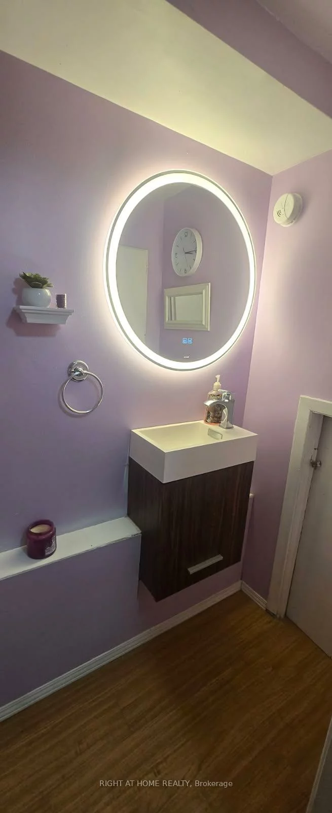 63, Ferris, Cundles East, Barrie