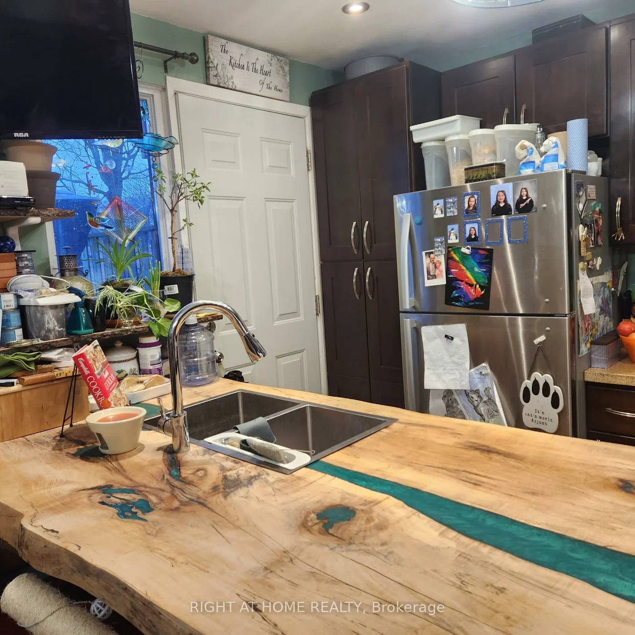 63, Ferris, Cundles East, Barrie