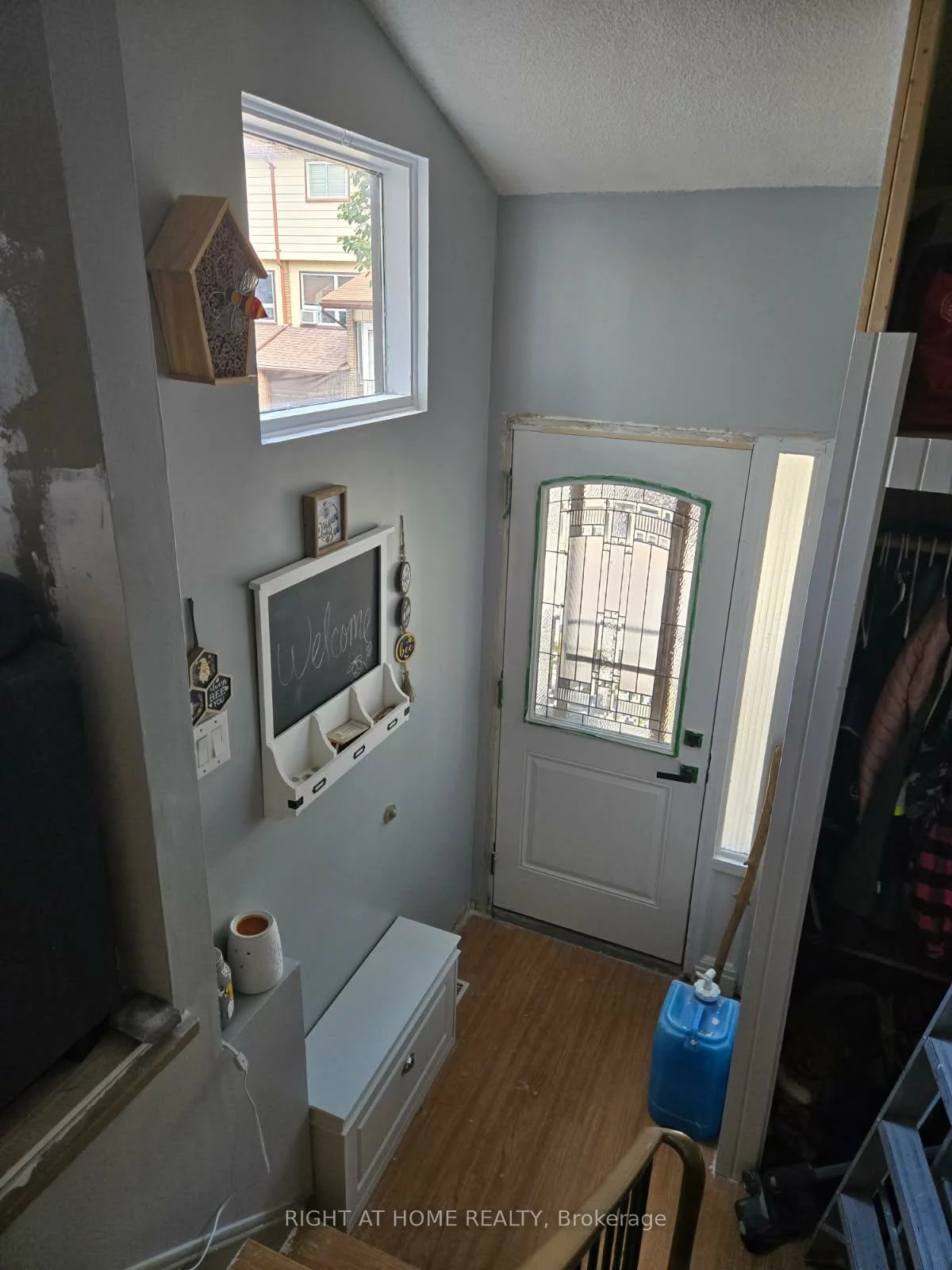 63, Ferris, Cundles East, Barrie