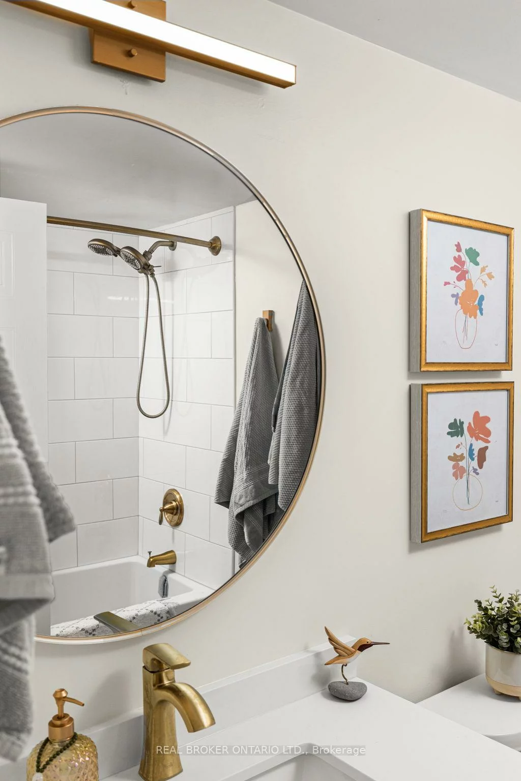 140, Dunlop, City Centre, Barrie