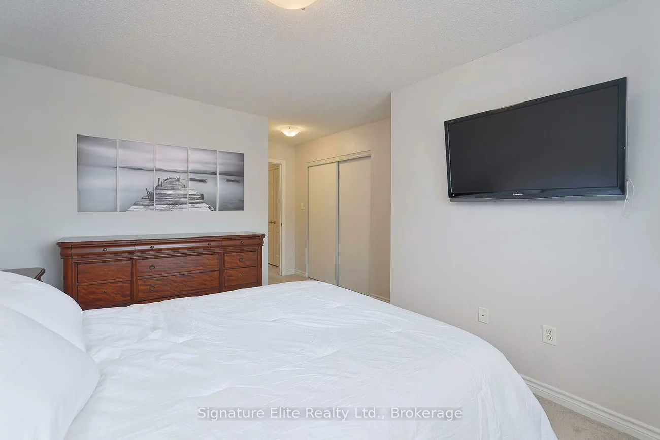 57, FERNDALE, Ardagh, Barrie