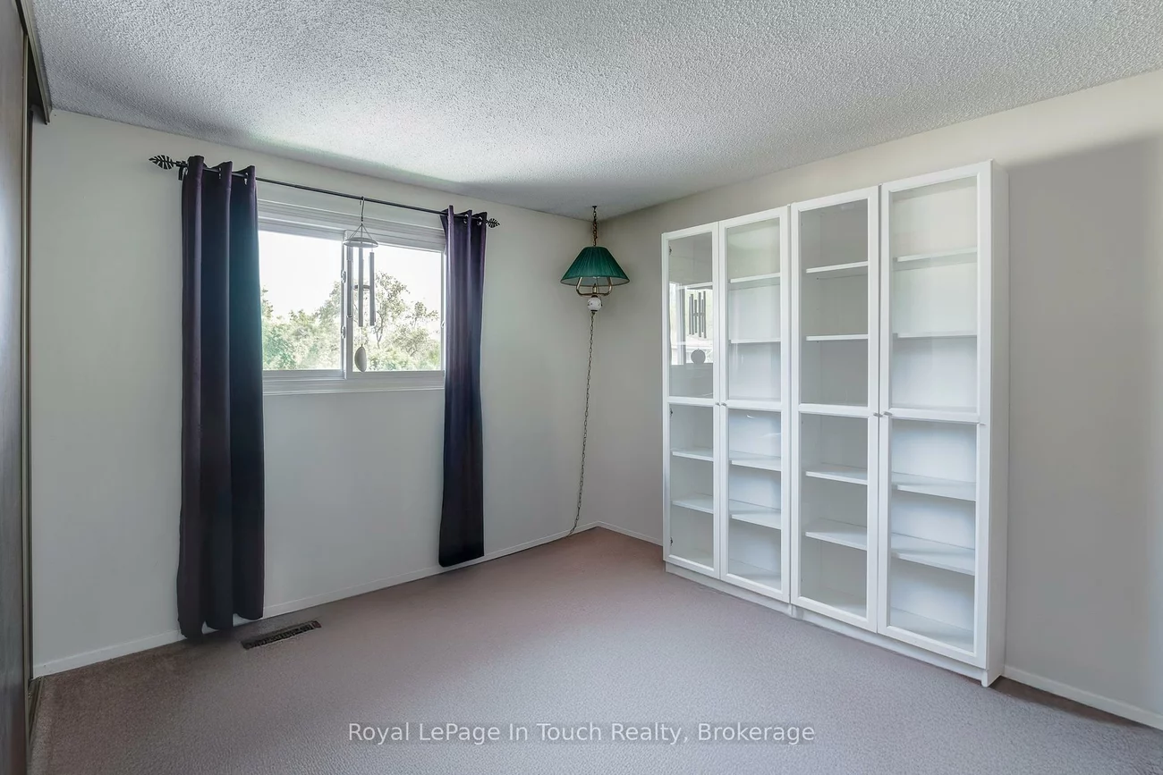 233, Innisfil, Allandale Centre, Barrie