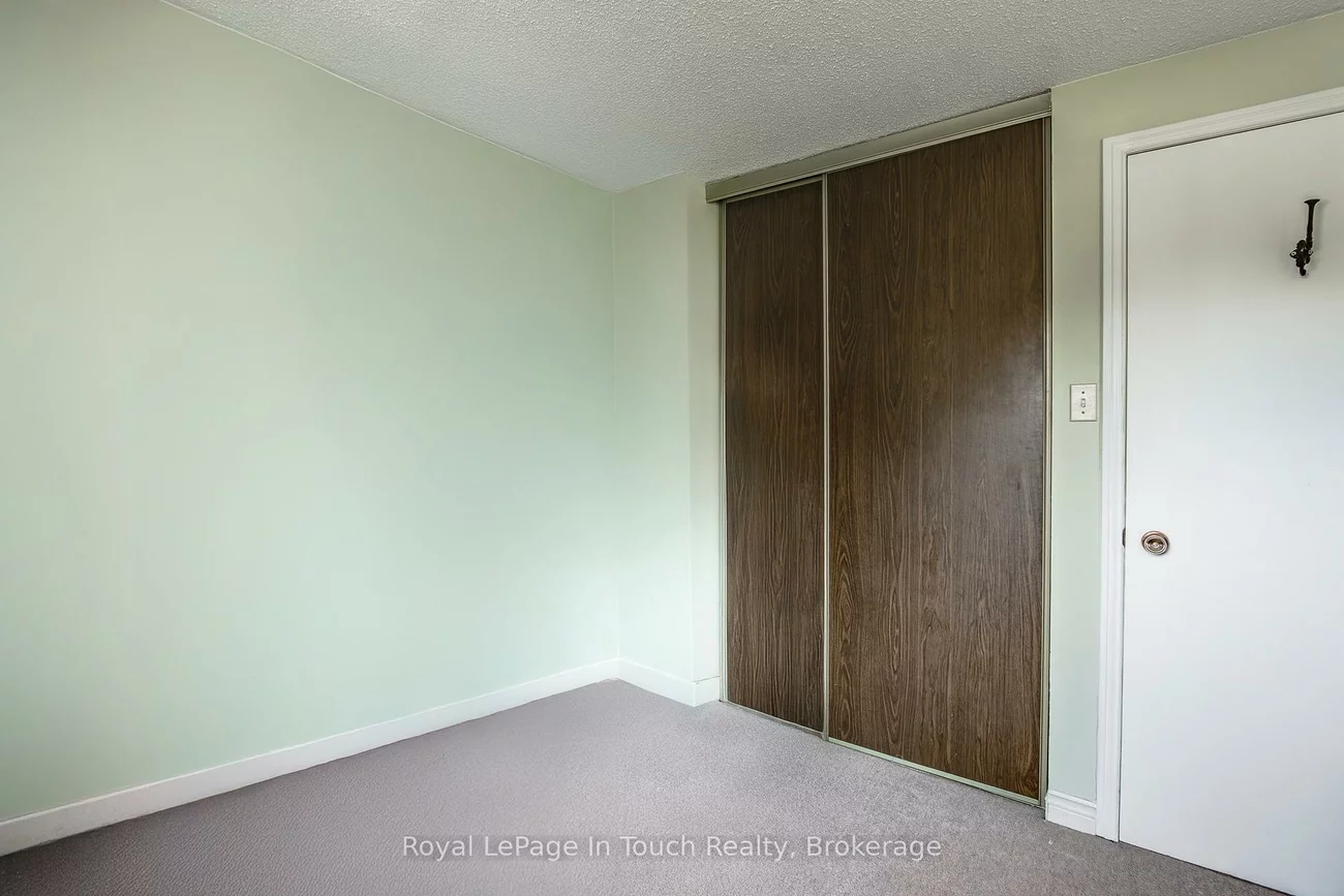 233, Innisfil, Allandale Centre, Barrie