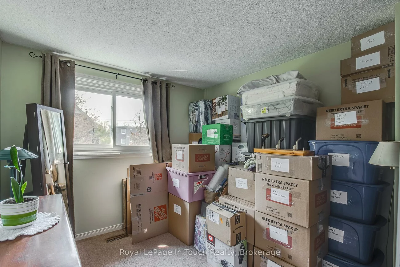 233, Innisfil, Allandale Centre, Barrie