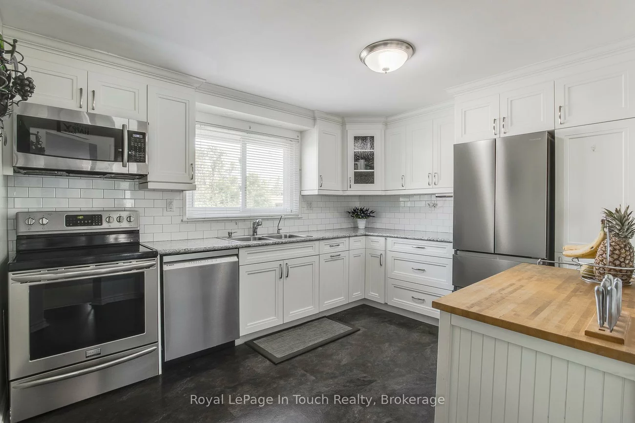 233, Innisfil, Allandale Centre, Barrie