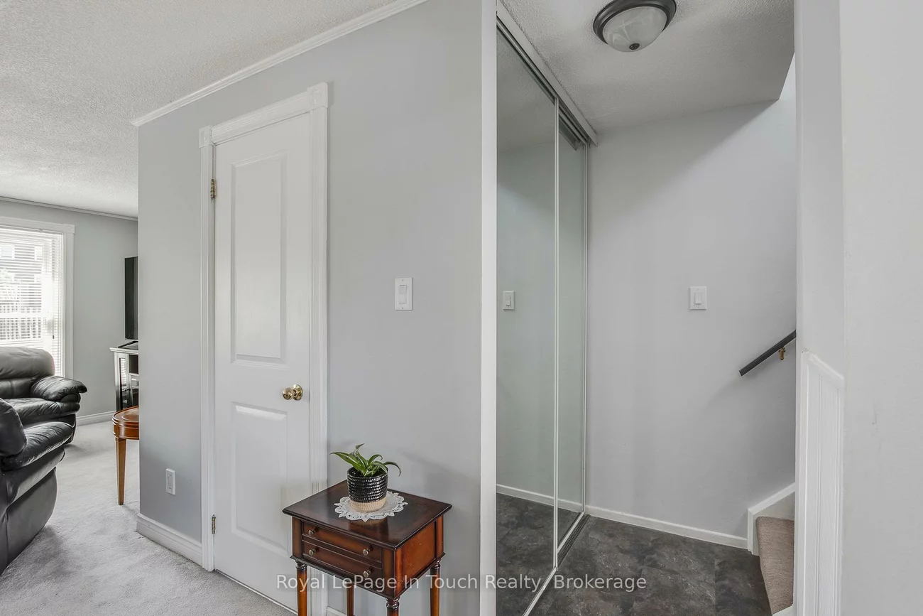 233, Innisfil, Allandale Centre, Barrie