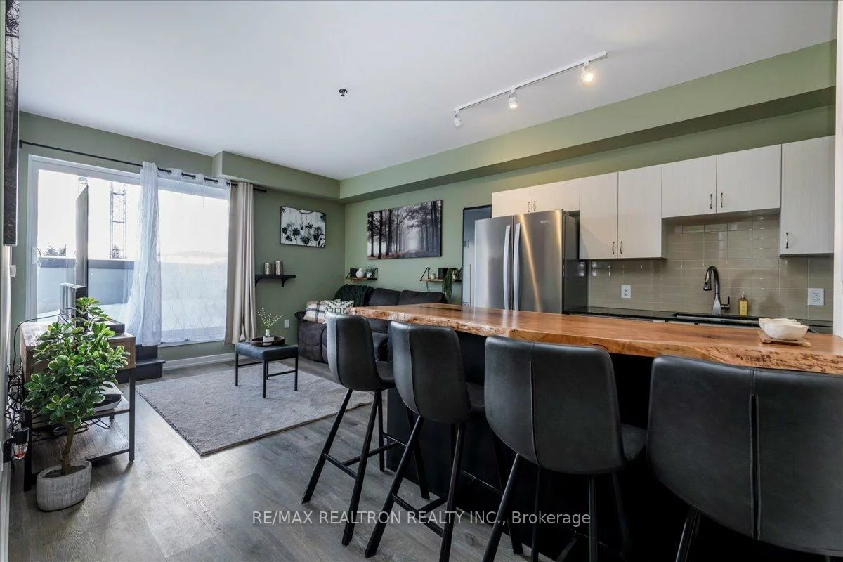 430, Essa, Holly, Barrie