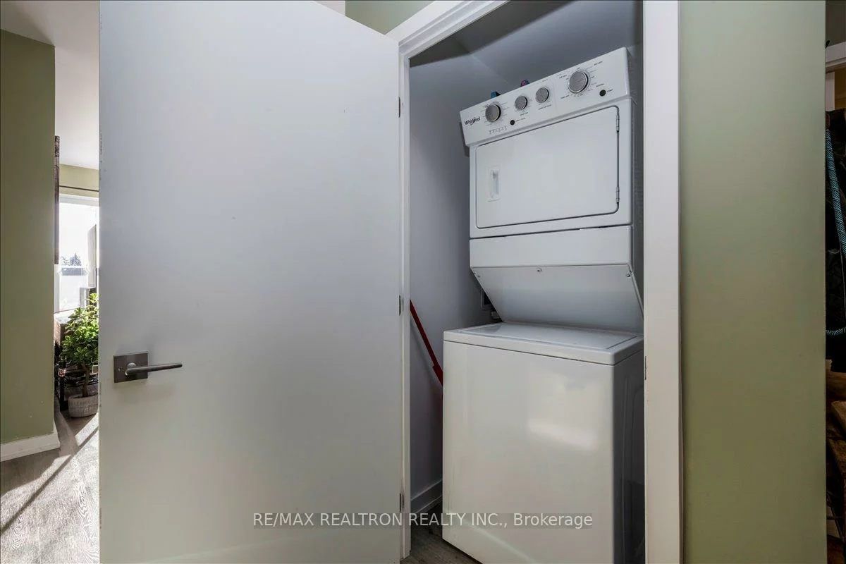 430, Essa, Holly, Barrie