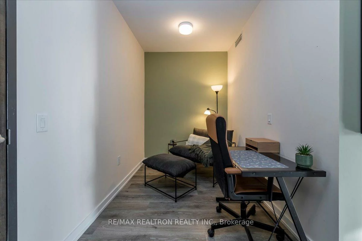 430, Essa, Holly, Barrie