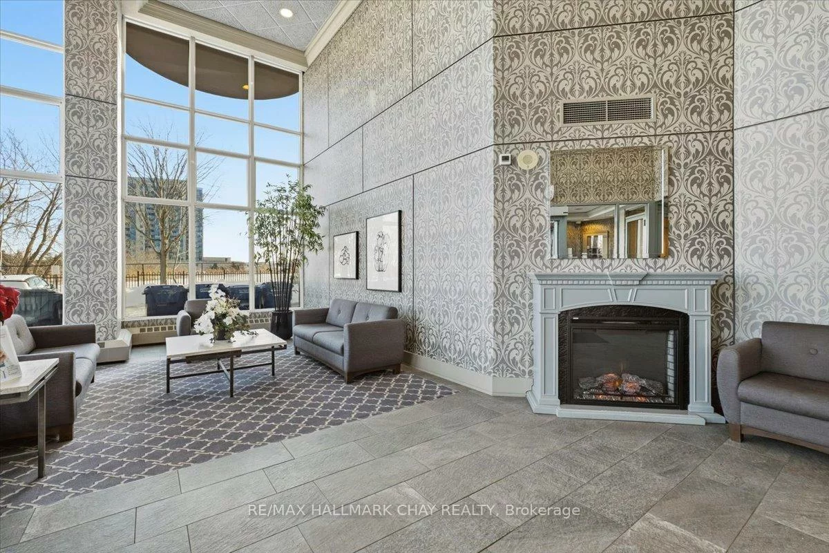 2, Toronto, City Centre, Barrie