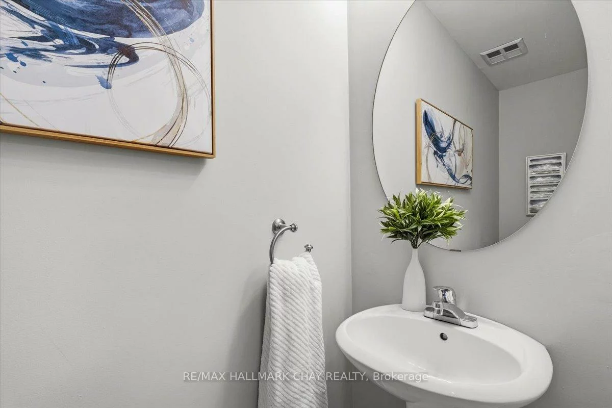 2, Toronto, City Centre, Barrie