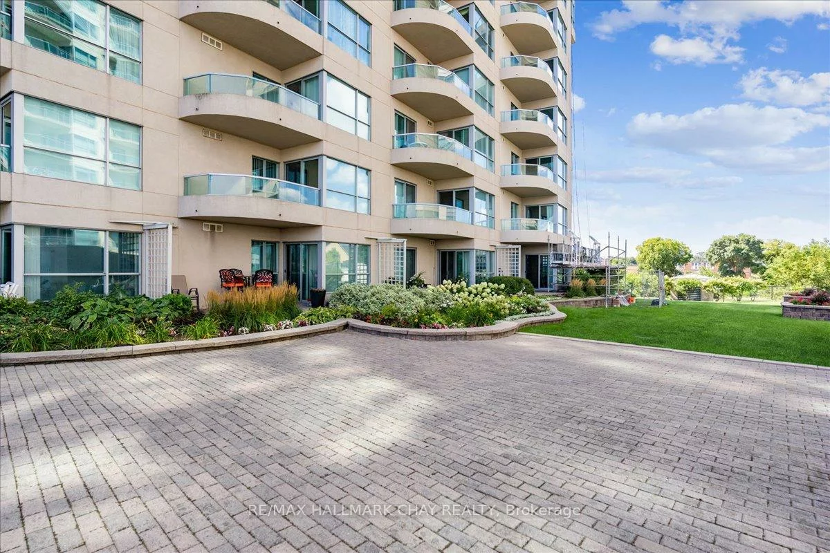 2, Toronto, City Centre, Barrie