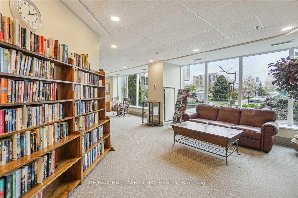 2, Toronto, City Centre, Barrie