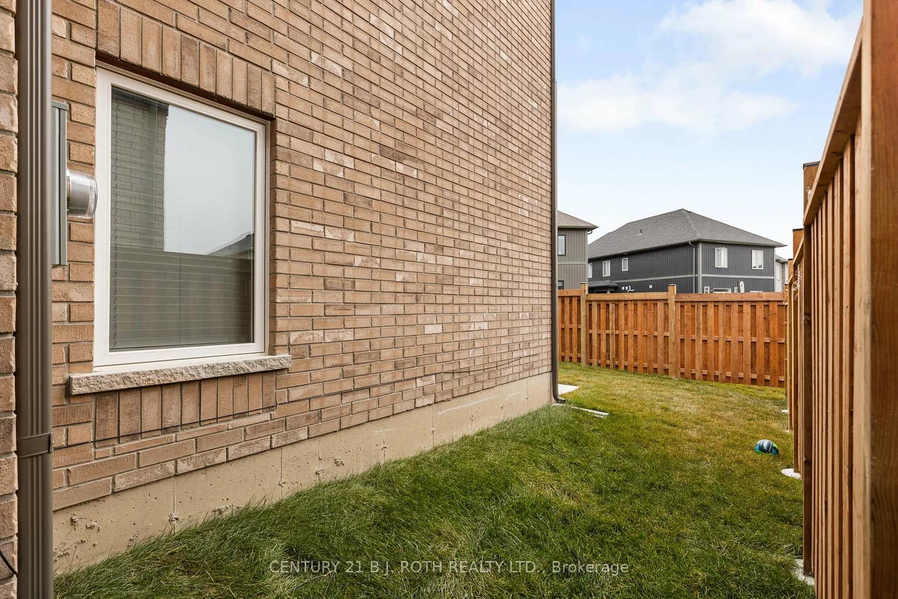 23, HAY, Innis-Shore, Barrie