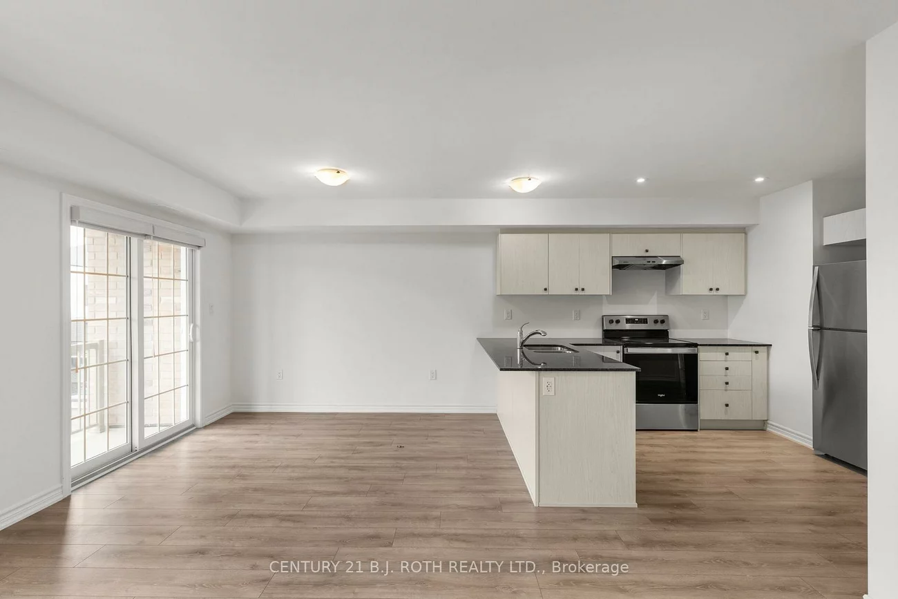 23, HAY, Innis-Shore, Barrie