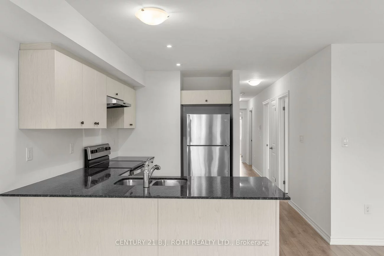 23, HAY, Innis-Shore, Barrie