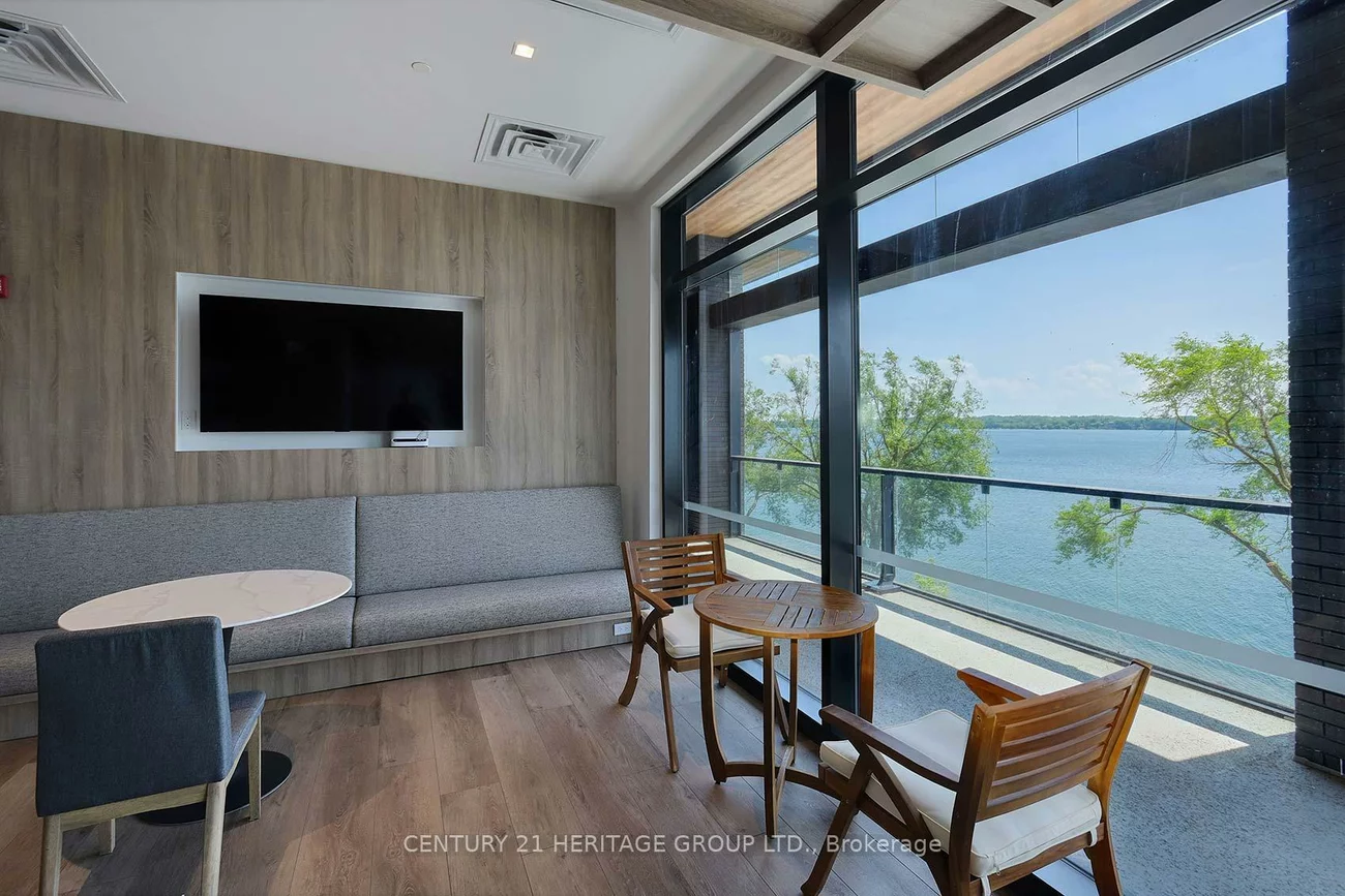 185, Dunlop, Lakeshore, Barrie