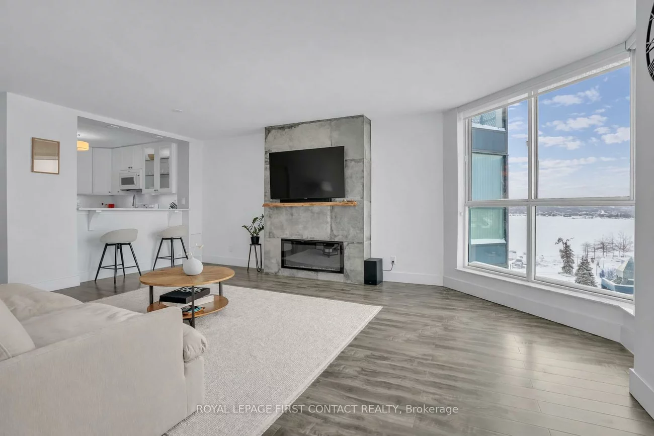 140, Dunlop, City Centre, Barrie