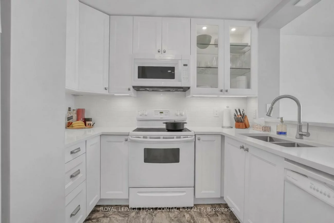 140, Dunlop, City Centre, Barrie