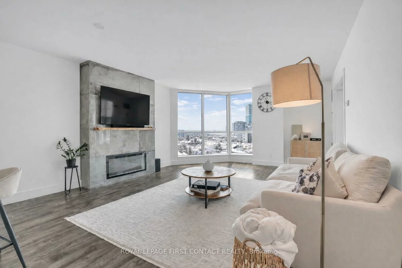 140, Dunlop, City Centre, Barrie