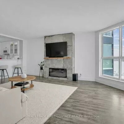 140, Dunlop, City Centre, Barrie