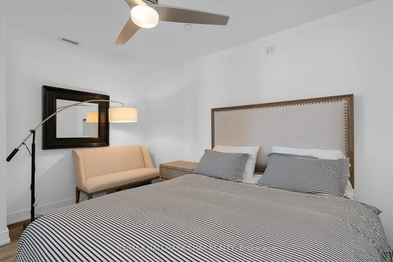 185, Dunlop, City Centre, Barrie