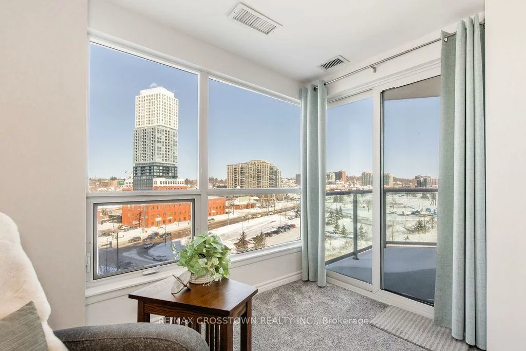 6, Toronto, City Centre, Barrie