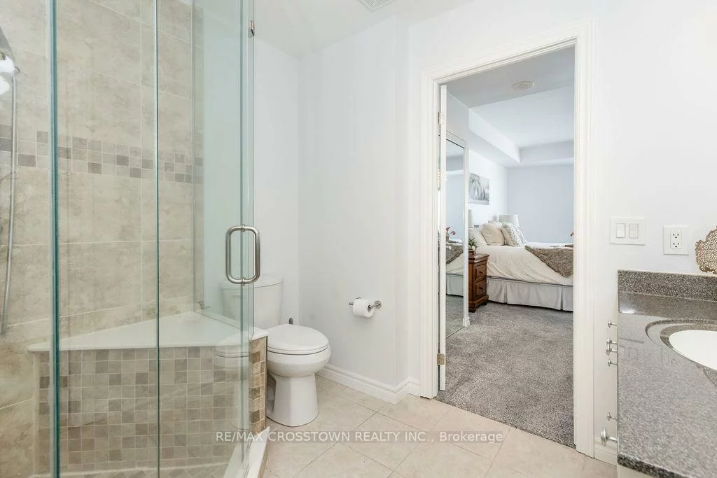 6, Toronto, City Centre, Barrie