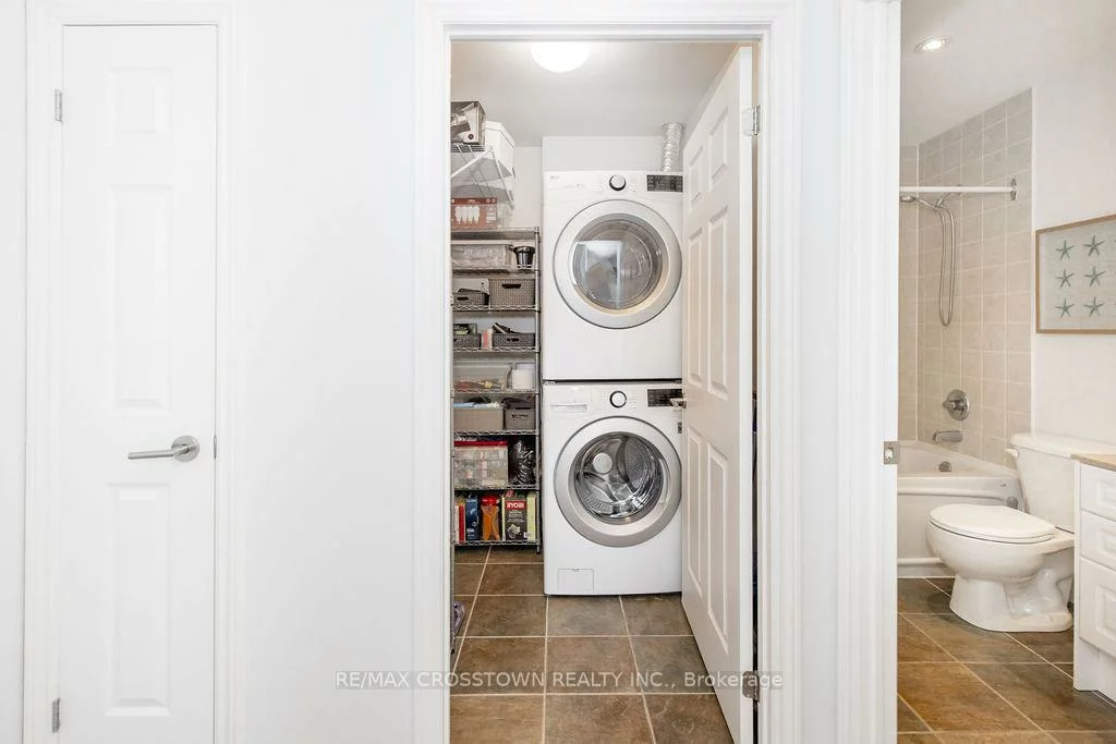 6, Toronto, City Centre, Barrie