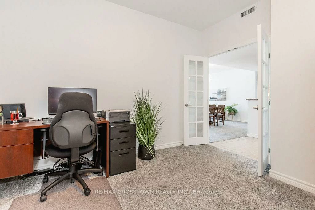 6, Toronto, City Centre, Barrie