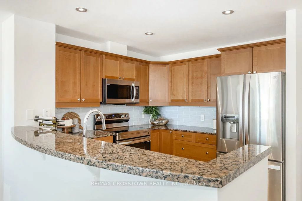 6, Toronto, City Centre, Barrie