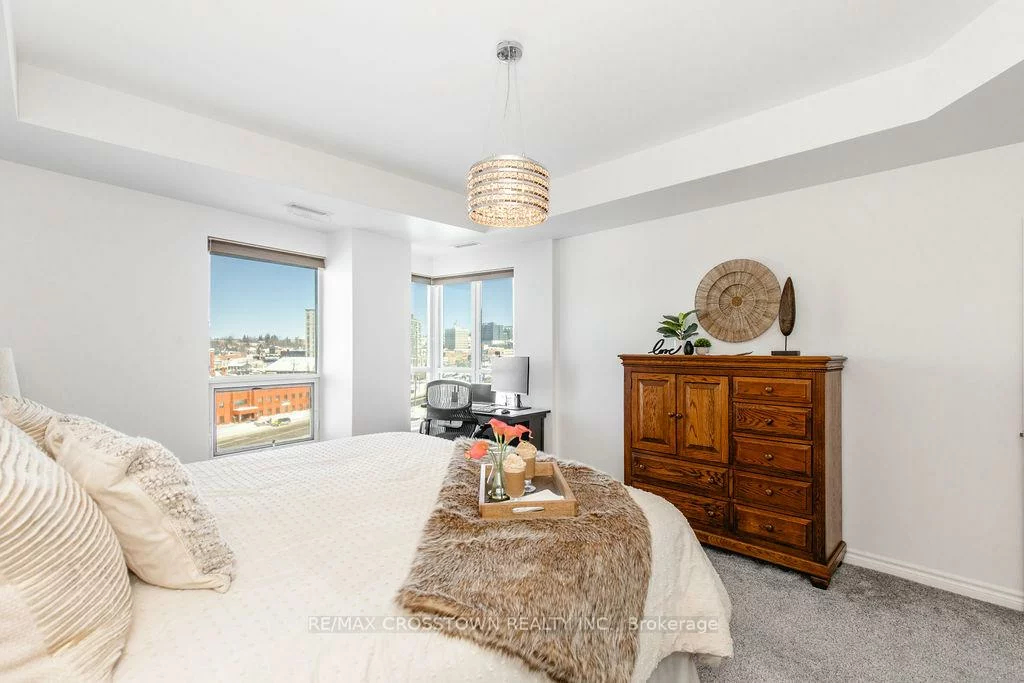 6, Toronto, City Centre, Barrie