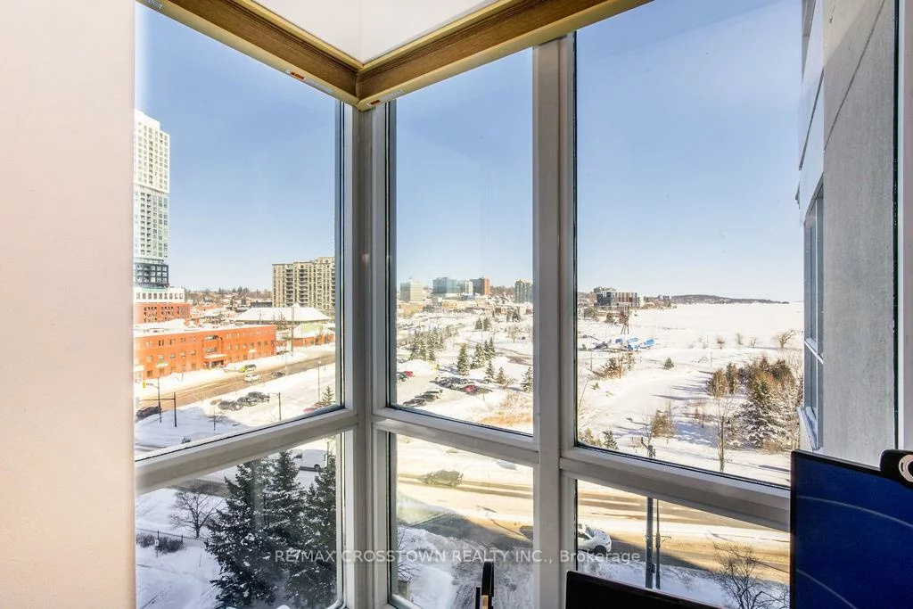 6, Toronto, City Centre, Barrie