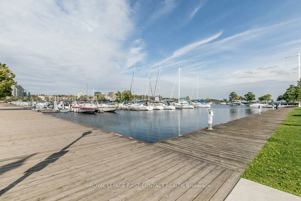 6, Toronto, City Centre, Barrie