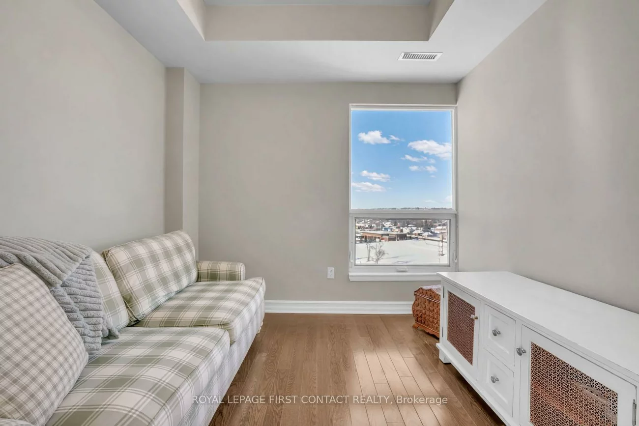 6, Toronto, City Centre, Barrie