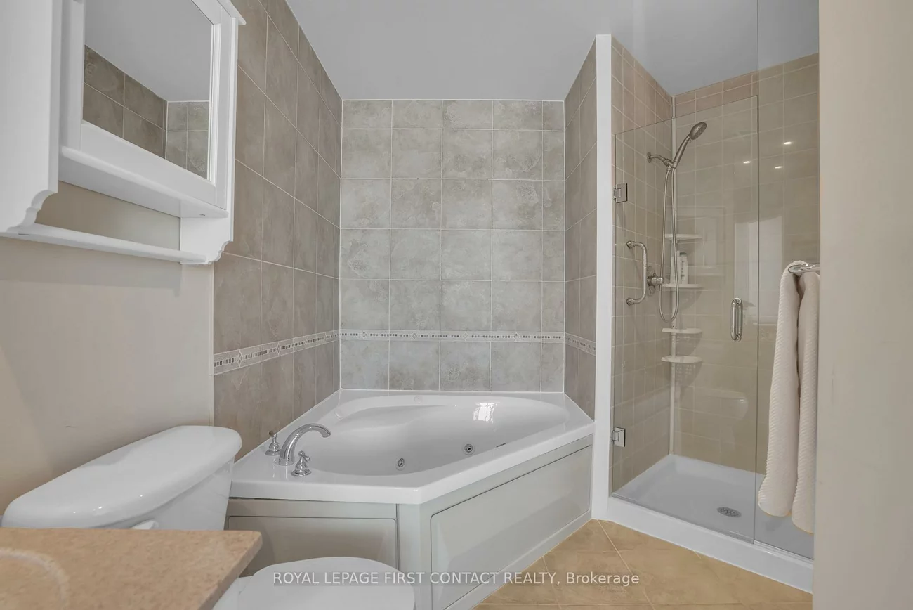 6, Toronto, City Centre, Barrie