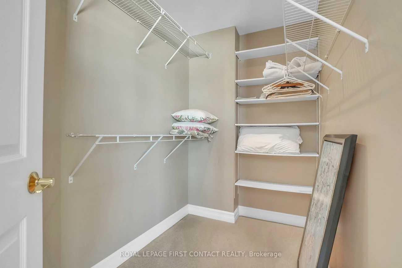 6, Toronto, City Centre, Barrie