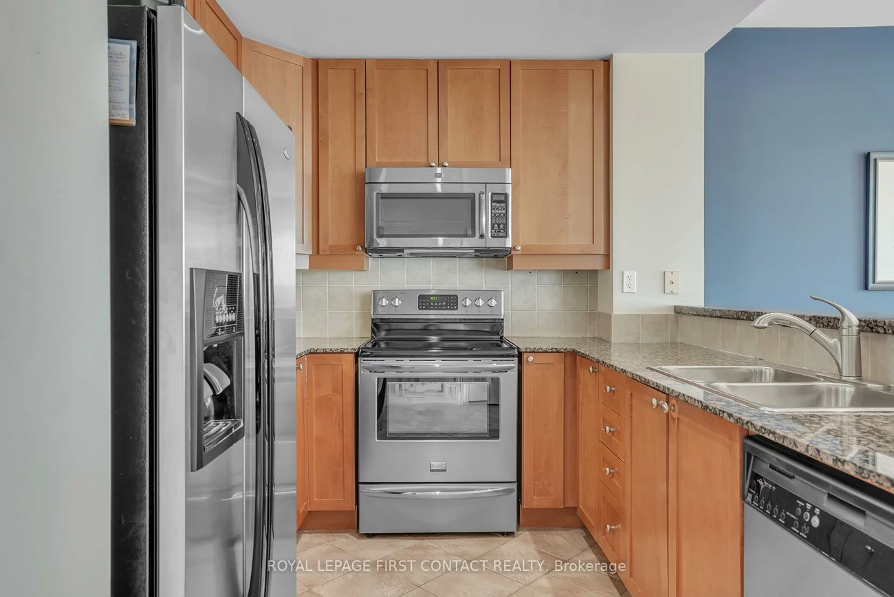 6, Toronto, City Centre, Barrie