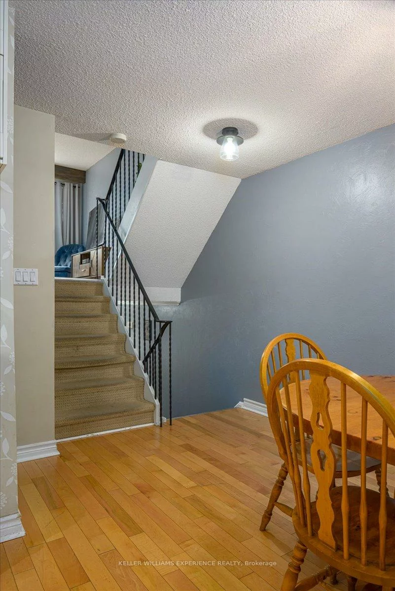 237, Steel, Codrington, Barrie