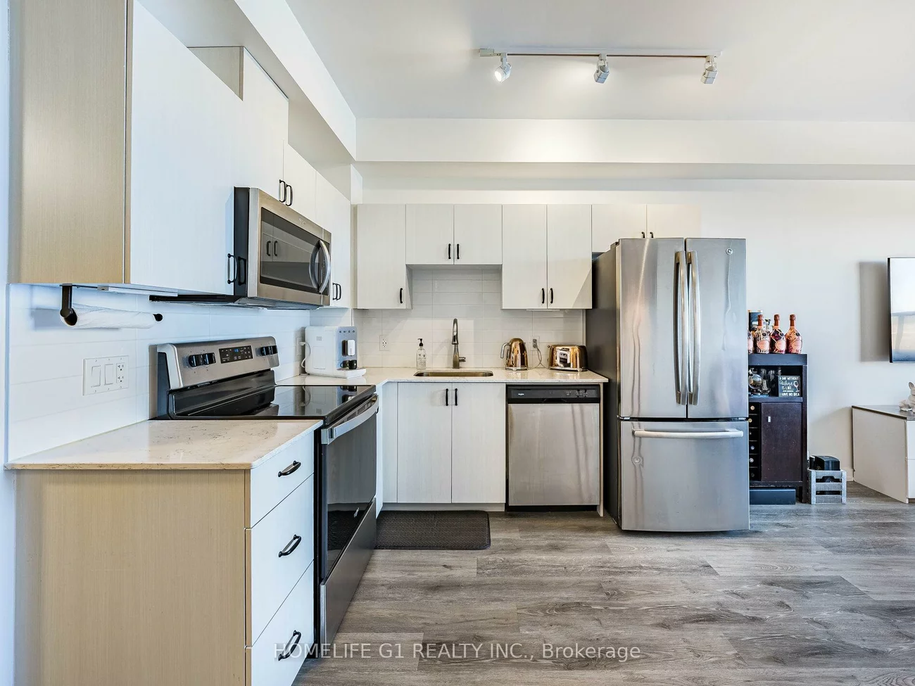 430, Essa, Holly, Barrie