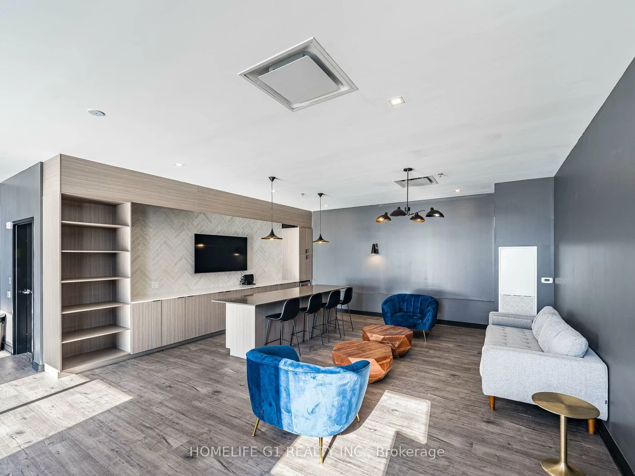 430, Essa, Holly, Barrie