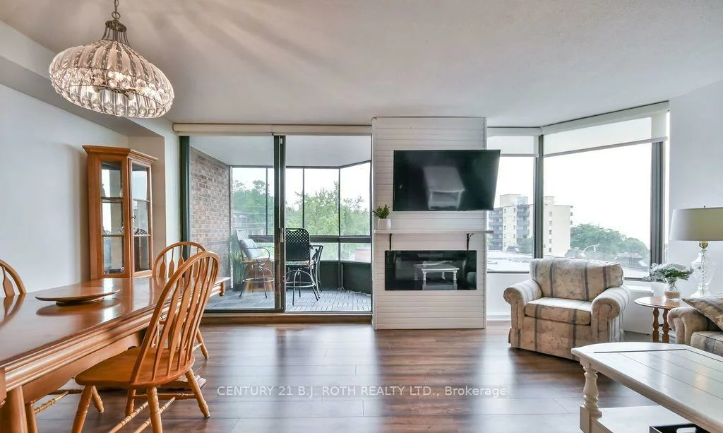 181, Collier, North Shore, Barrie