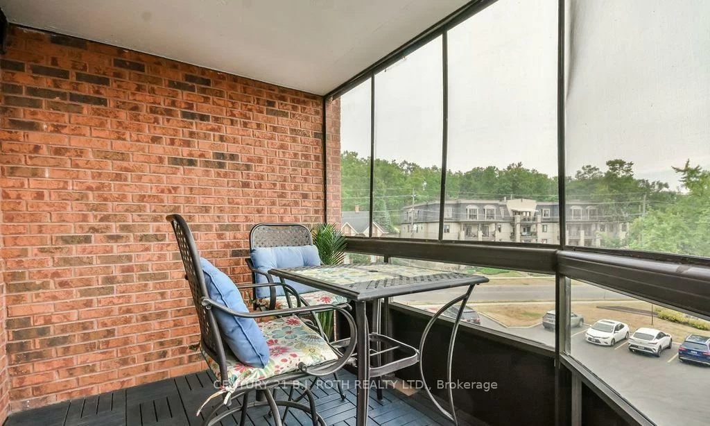 181, Collier, North Shore, Barrie