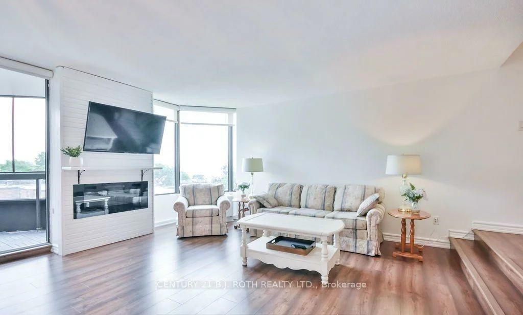 181, Collier, North Shore, Barrie