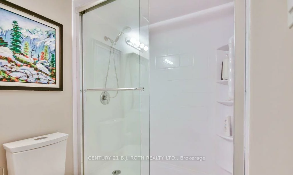 181, Collier, North Shore, Barrie