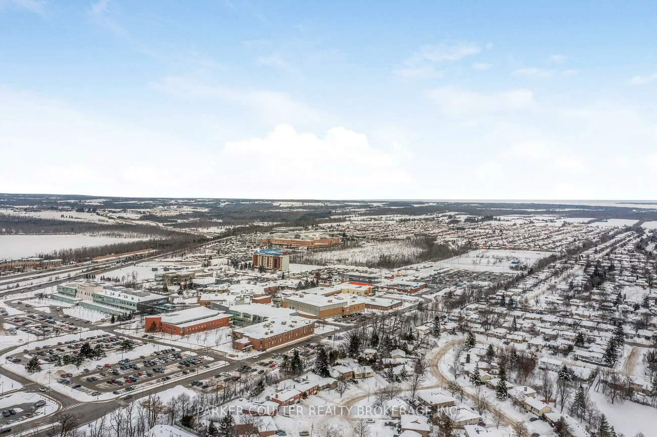 261, Rose, Wellington, Barrie