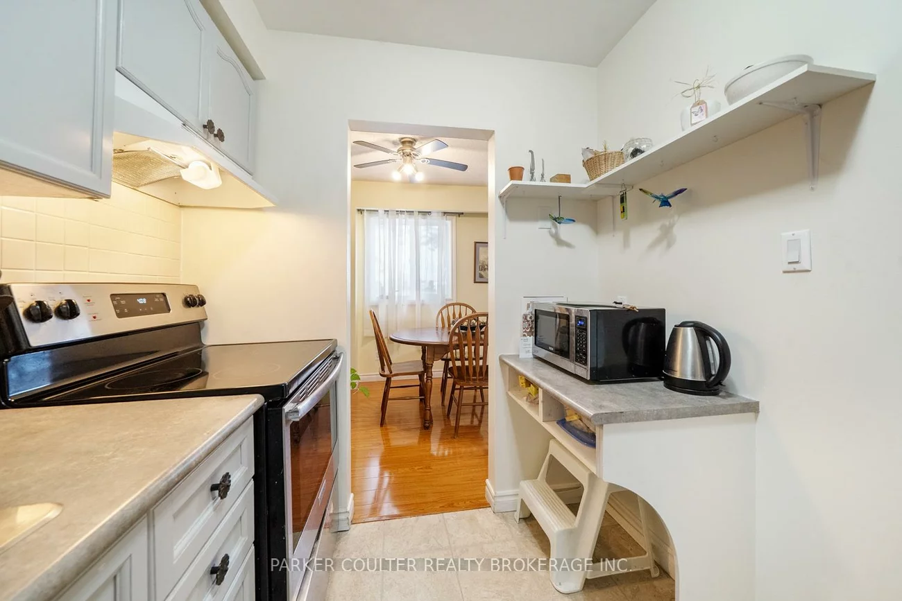 261, Rose, Wellington, Barrie