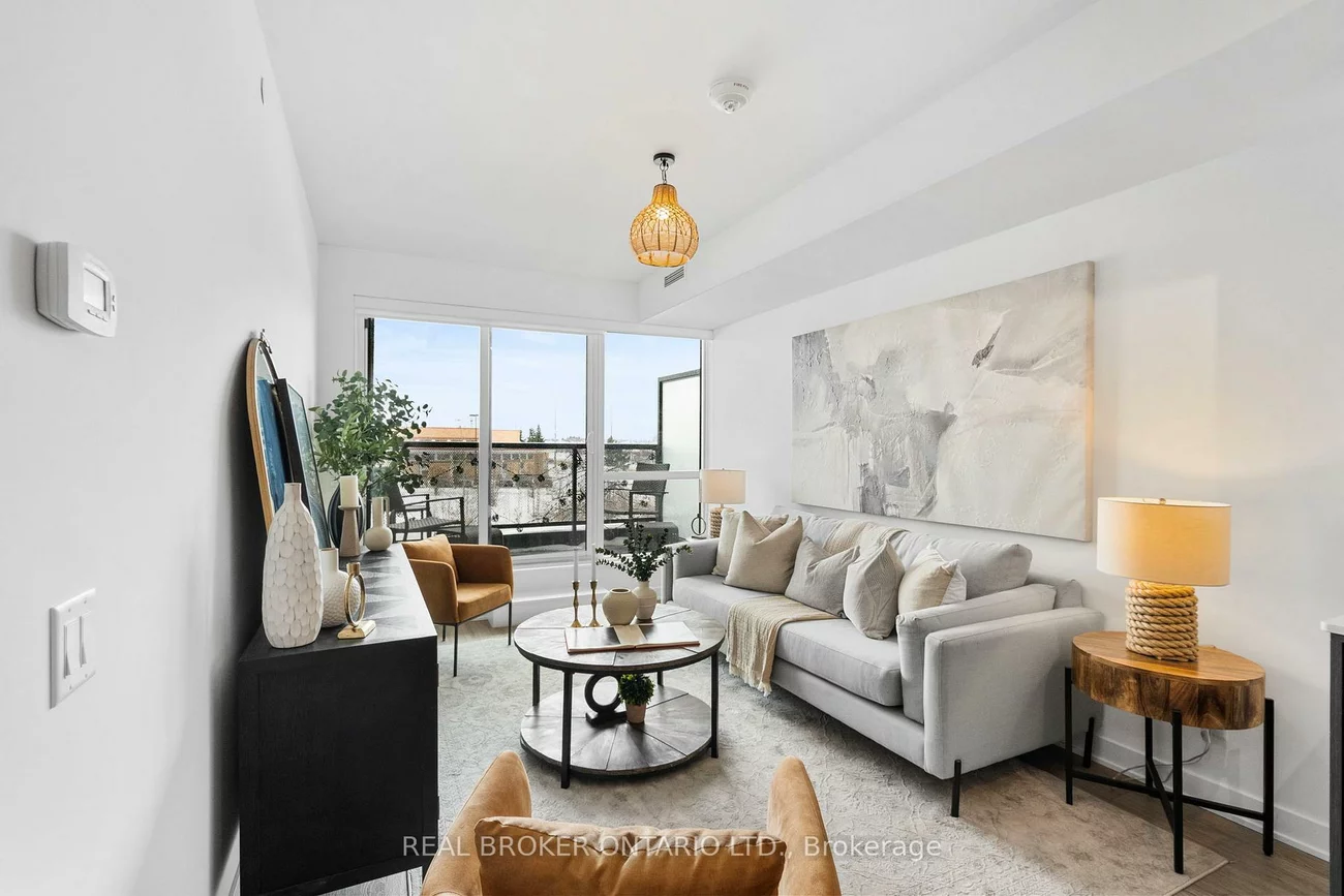 681, Yonge, Painswick South, Barrie