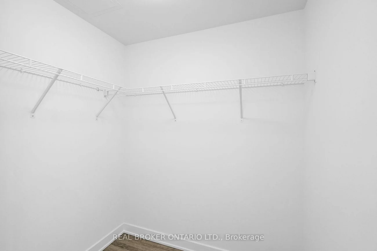 681, Yonge, Painswick South, Barrie